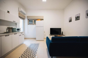 Beauty Apt in Central location